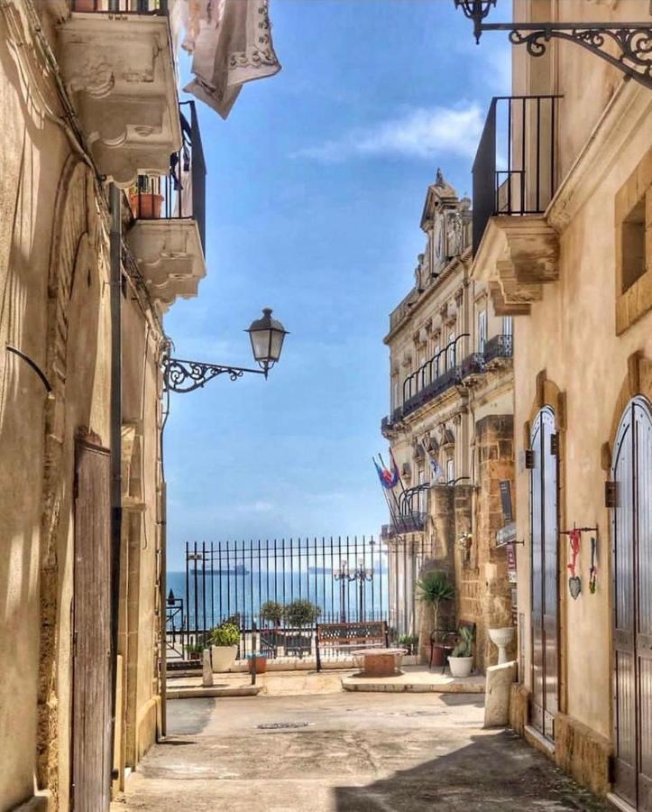 Gata Galleria Taranto Bagian luar foto